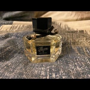 Flora by Gucci 1 oz.